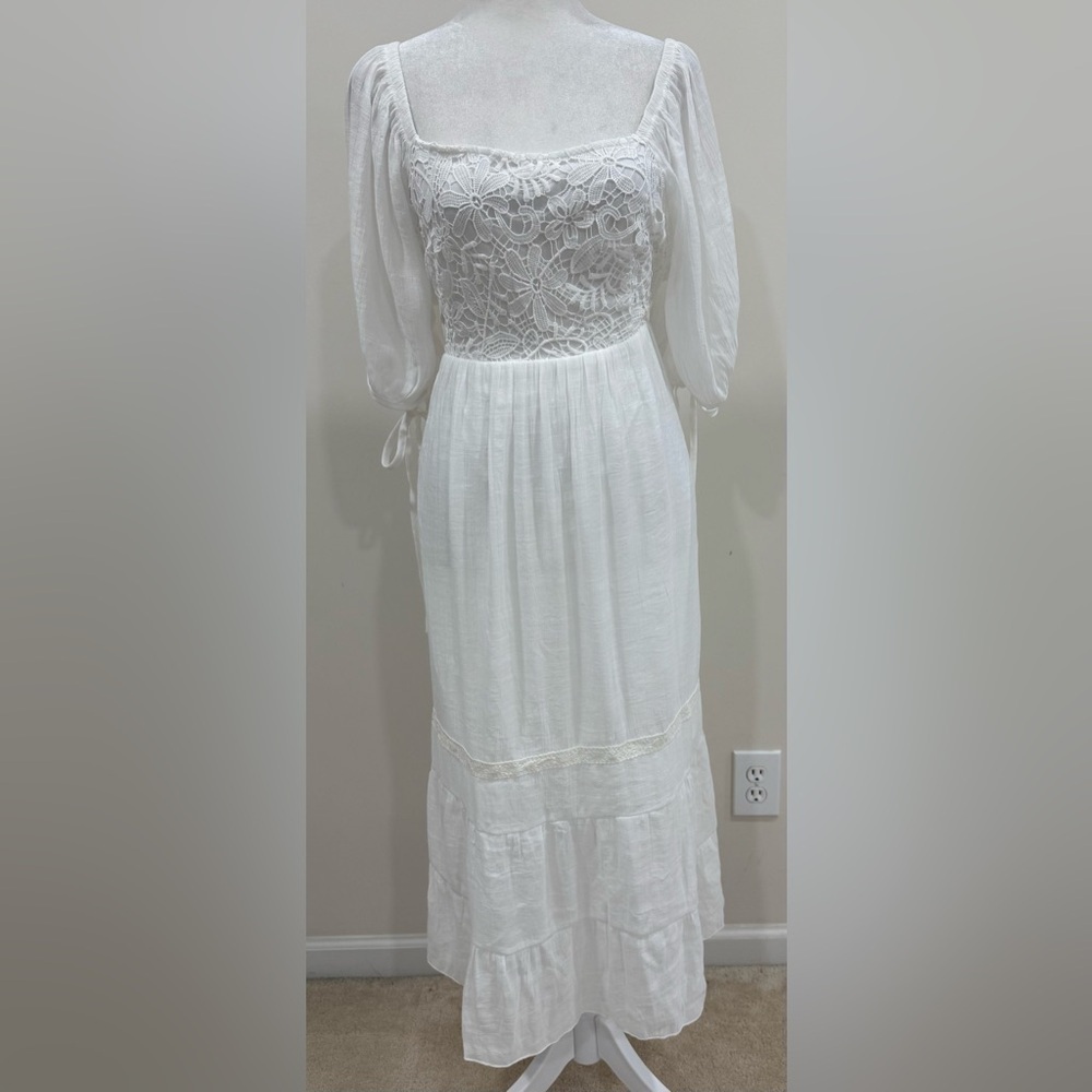J GEE White Gauzy Dress Crochet Lace Bodice Sz L BOHO Peasant White